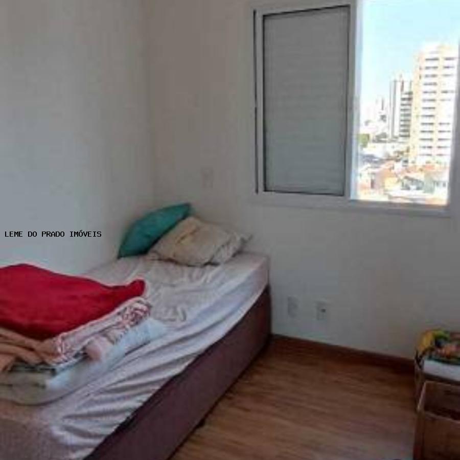 Apartamento à venda com 3 quartos, 96m² - Foto 8