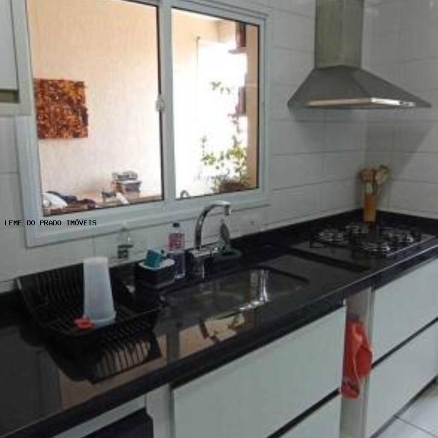 Apartamento à venda com 3 quartos, 96m² - Foto 27