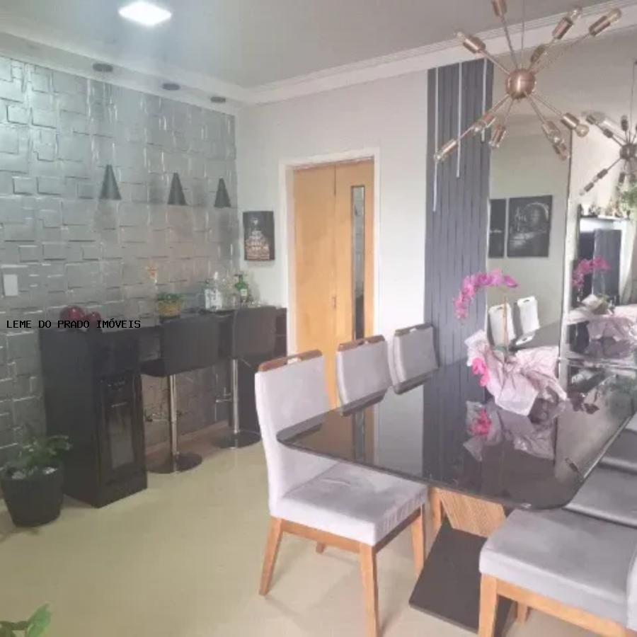 Apartamento à venda com 3 quartos, 93m² - Foto 1