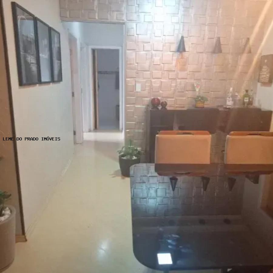 Apartamento à venda com 3 quartos, 93m² - Foto 3