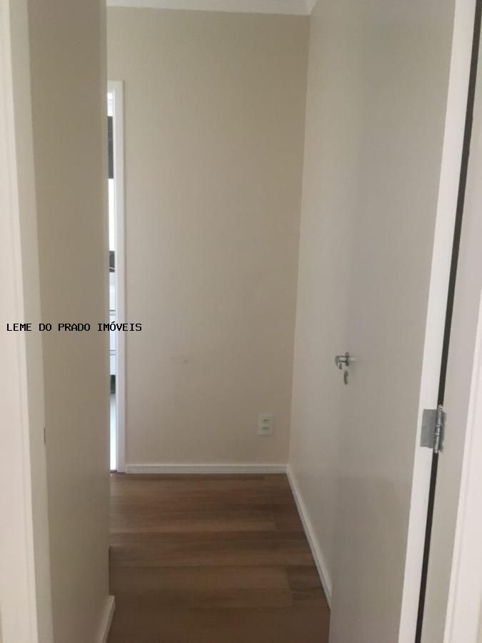 Apartamento à venda com 3 quartos, 73m² - Foto 12