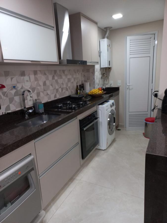 Apartamento à venda com 3 quartos, 73m² - Foto 27