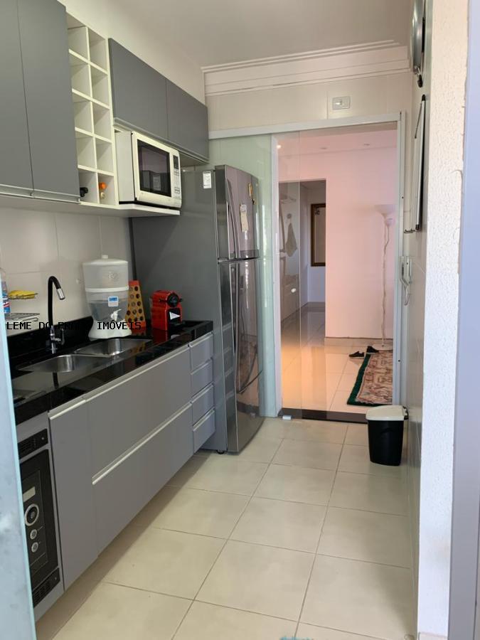 Apartamento à venda com 2 quartos, 71m² - Foto 5