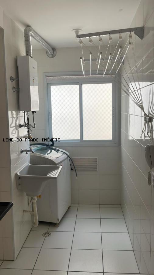 Apartamento à venda com 2 quartos, 42m² - Foto 4