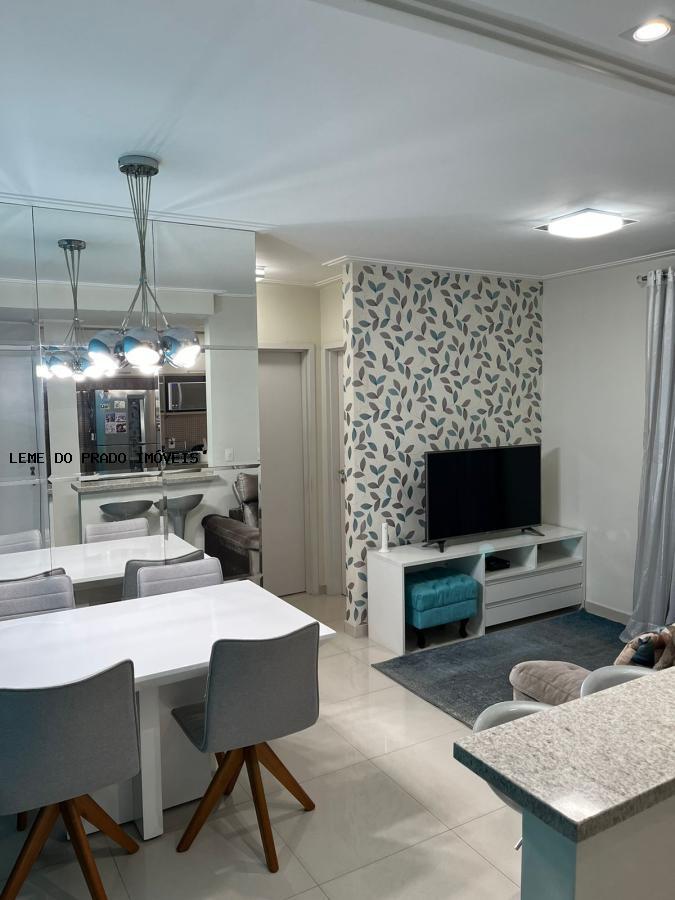 Apartamento à venda com 2 quartos, 62m² - Foto 1