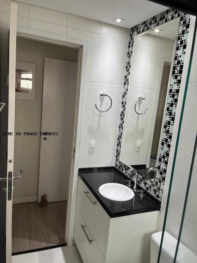 Apartamento à venda com 2 quartos, 62m² - Foto 23