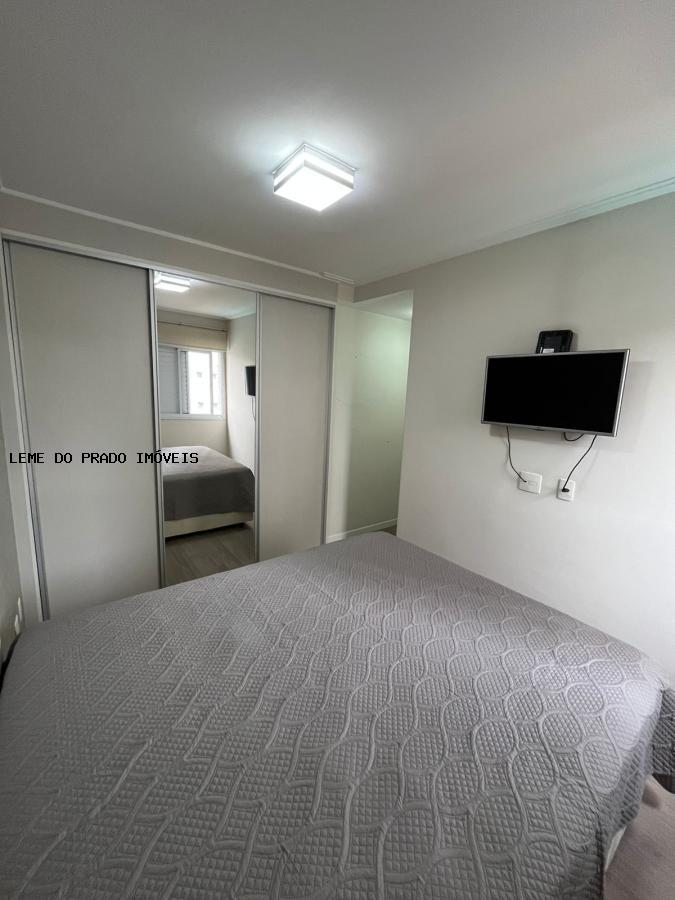 Apartamento à venda com 2 quartos, 62m² - Foto 30