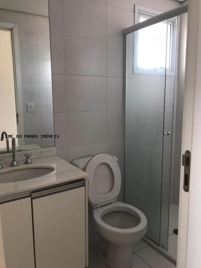 Apartamento à venda com 2 quartos, 64m² - Foto 18