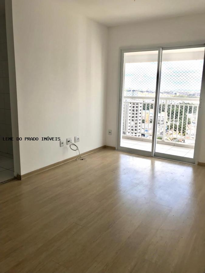 Apartamento à venda com 2 quartos, 64m² - Foto 25