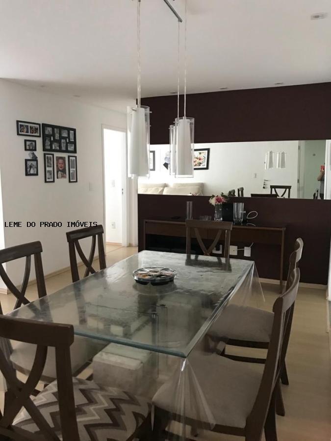 Apartamento à venda com 2 quartos, 75m² - Foto 3