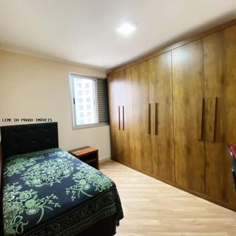 Apartamento à venda com 3 quartos, 90m² - Foto 15