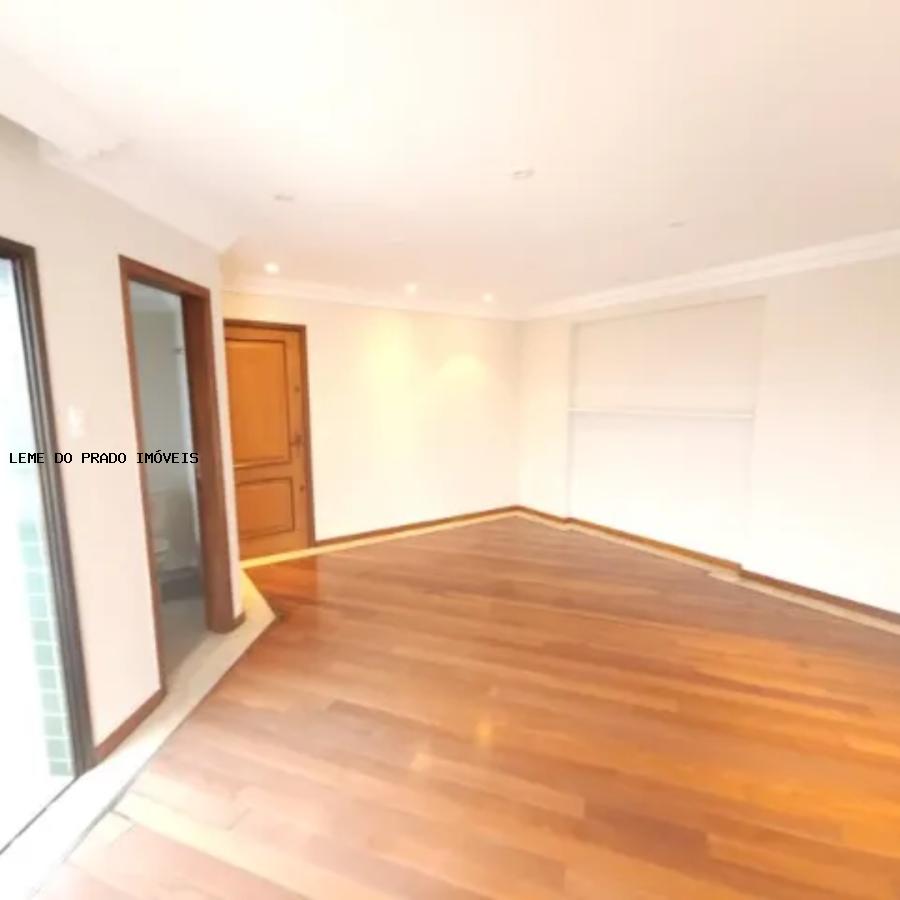 Apartamento à venda com 4 quartos, 145m² - Foto 3