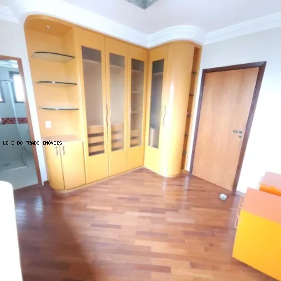 Apartamento à venda com 4 quartos, 145m² - Foto 5