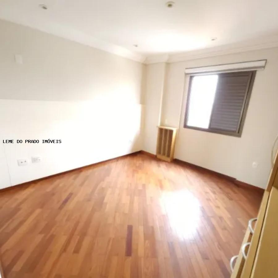 Apartamento à venda com 4 quartos, 145m² - Foto 6