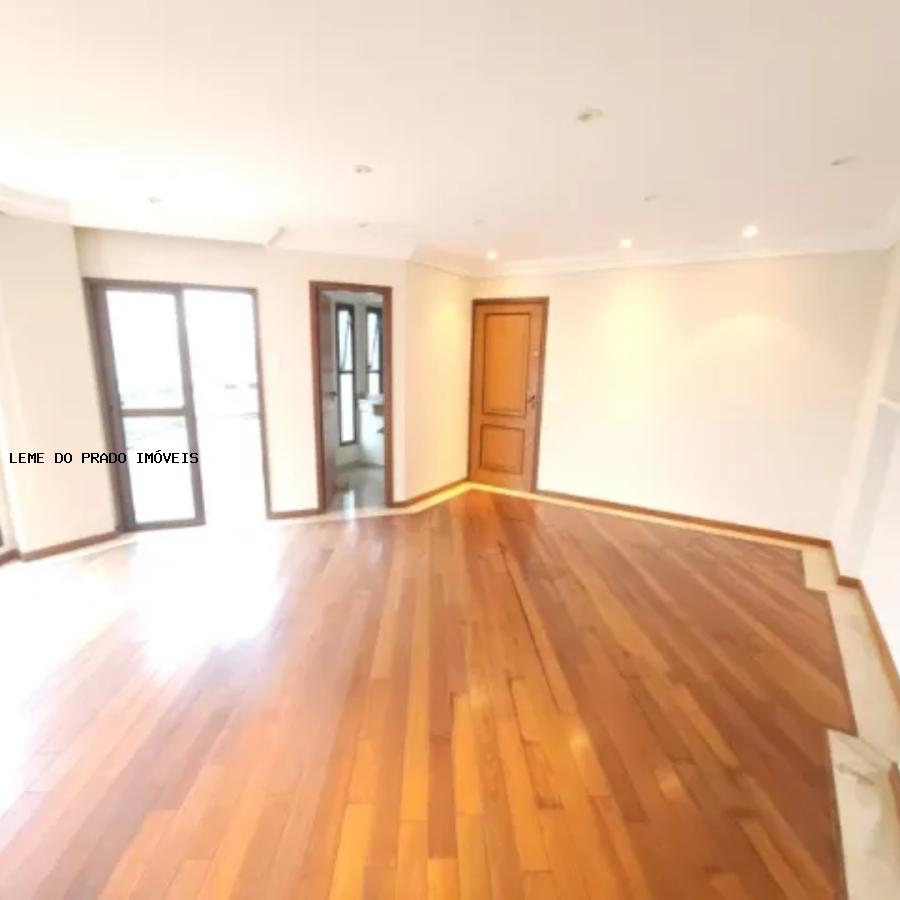 Apartamento à venda com 4 quartos, 145m² - Foto 8