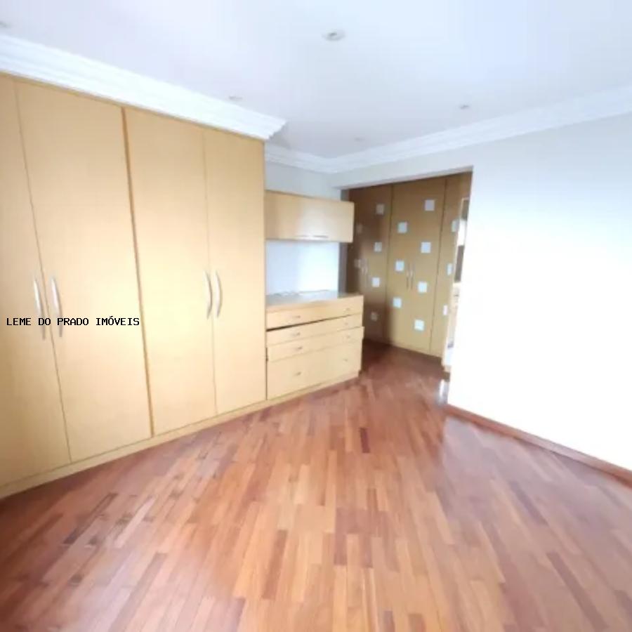 Apartamento à venda com 4 quartos, 145m² - Foto 13