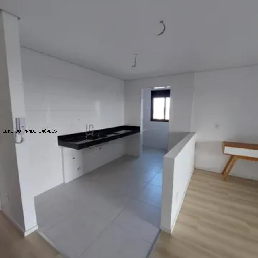 Apartamento à venda com 3 quartos, 90m² - Foto 7