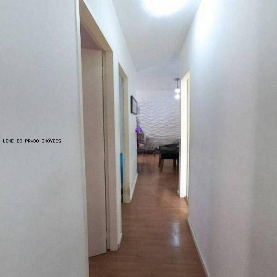 Apartamento à venda com 3 quartos, 75m² - Foto 9