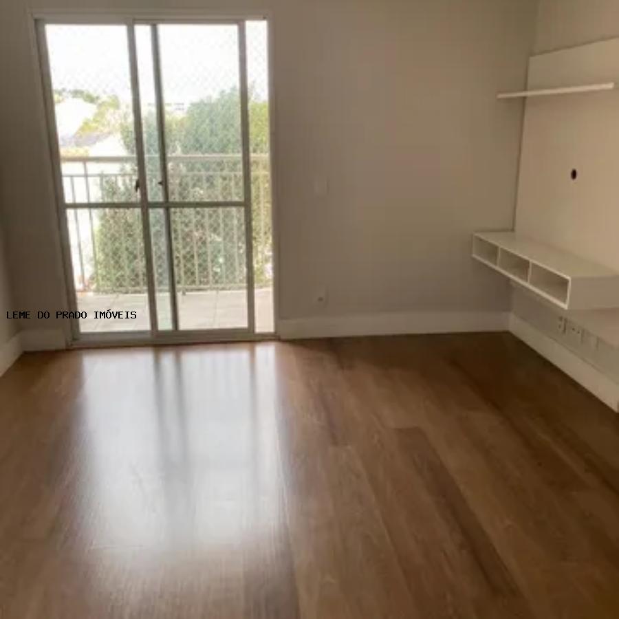 Apartamento à venda com 3 quartos, 62m² - Foto 2