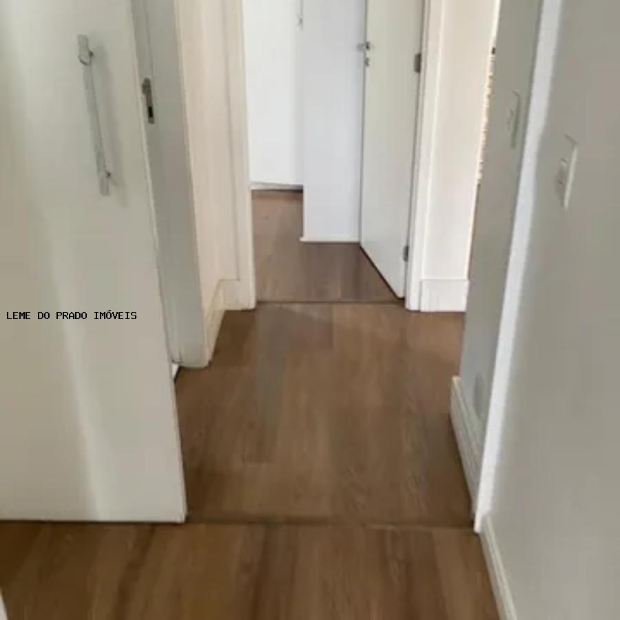 Apartamento à venda com 3 quartos, 62m² - Foto 11