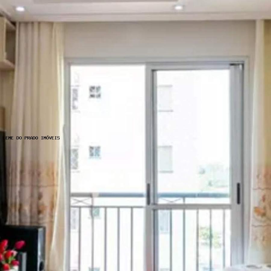 Apartamento à venda com 2 quartos, 53m² - Foto 11