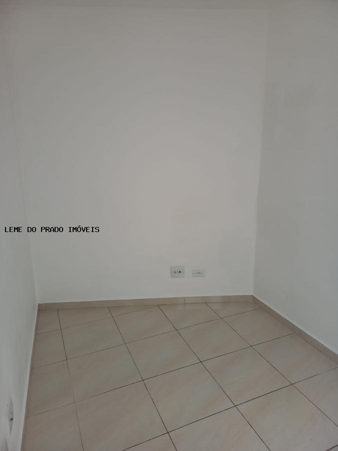 Apartamento à venda com 2 quartos, 47m² - Foto 12