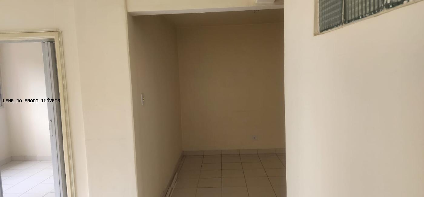 Apartamento à venda com 1 quarto, 48m² - Foto 11