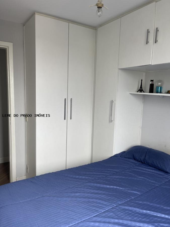 Apartamento à venda com 2 quartos, 52m² - Foto 8