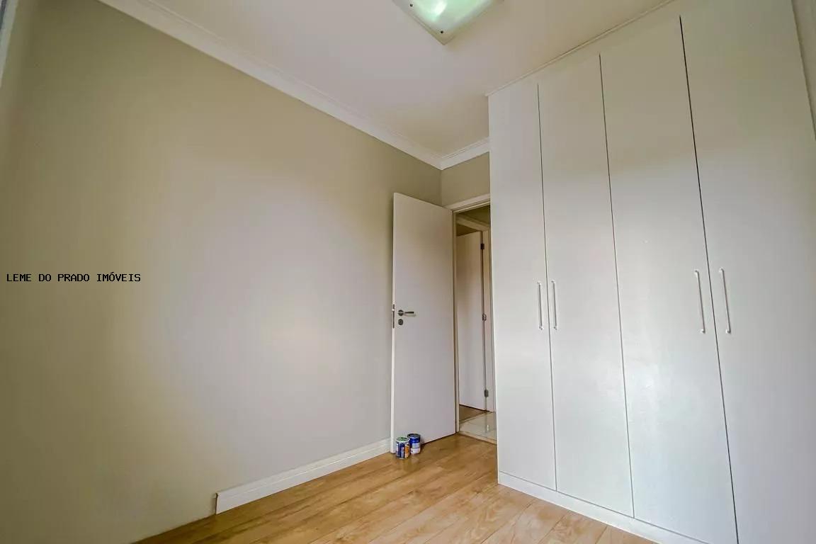 Apartamento à venda com 2 quartos, 60m² - Foto 15