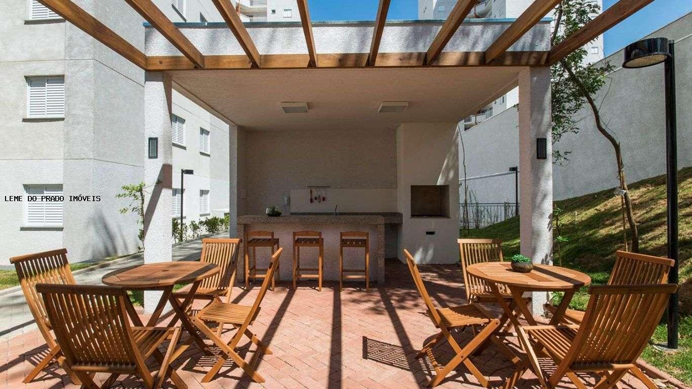 Apartamento à venda com 2 quartos, 55m² - Foto 27