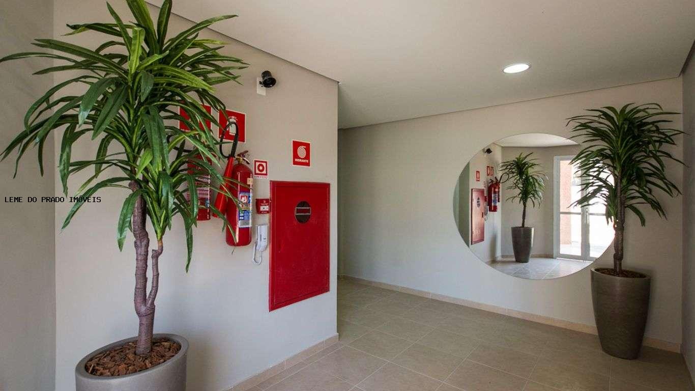 Apartamento à venda com 2 quartos, 55m² - Foto 35