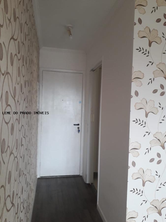 Apartamento à venda com 2 quartos, 52m² - Foto 10