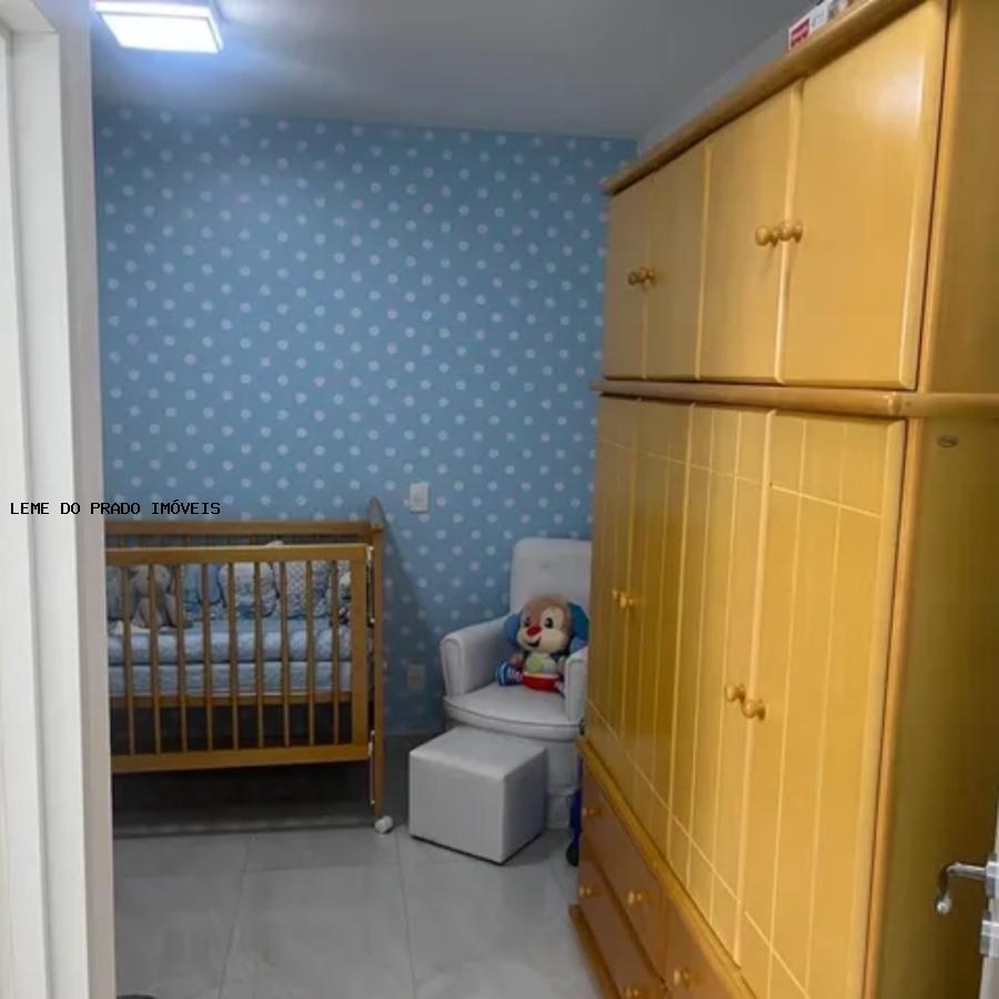 Apartamento à venda com 2 quartos, 90m² - Foto 4