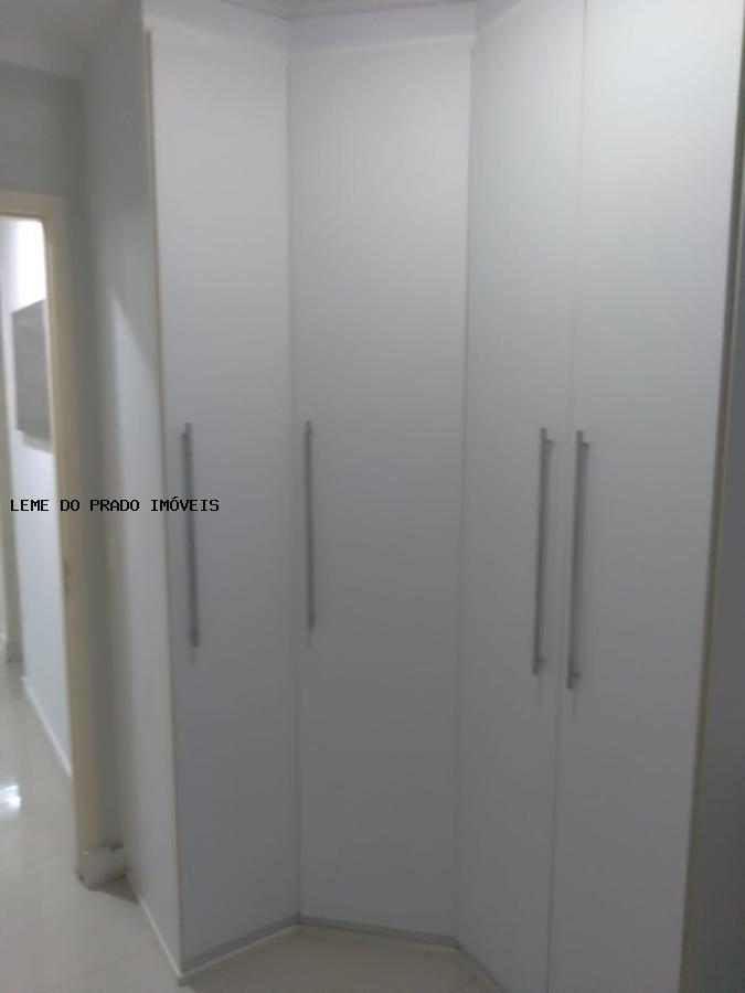 Apartamento à venda com 2 quartos, 64m² - Foto 16