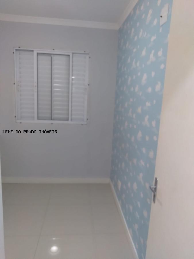 Apartamento à venda com 2 quartos, 64m² - Foto 19