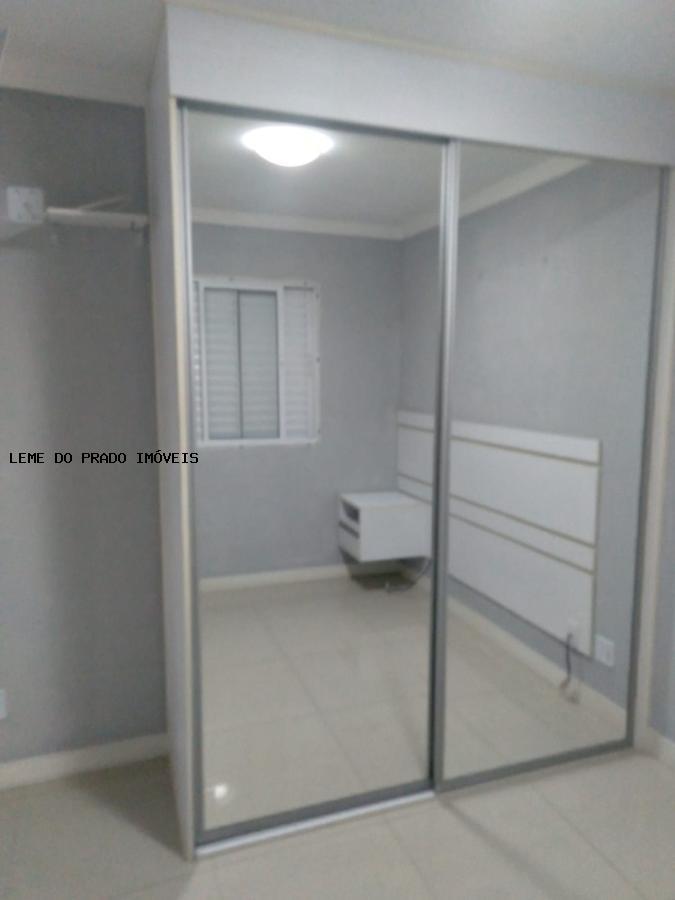 Apartamento à venda com 2 quartos, 64m² - Foto 25