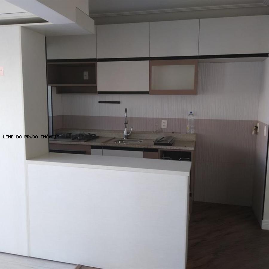 Apartamento à venda com 2 quartos, 63m² - Foto 9