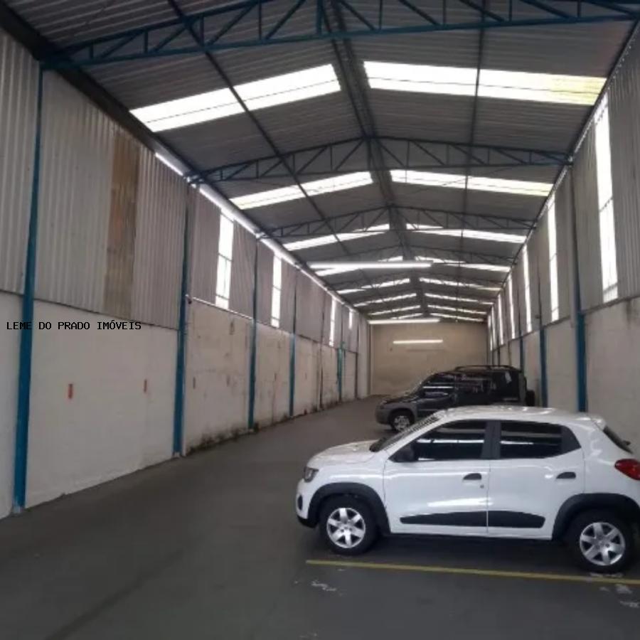 Depósito-Galpão-Armazém para alugar, 400m² - Foto 1