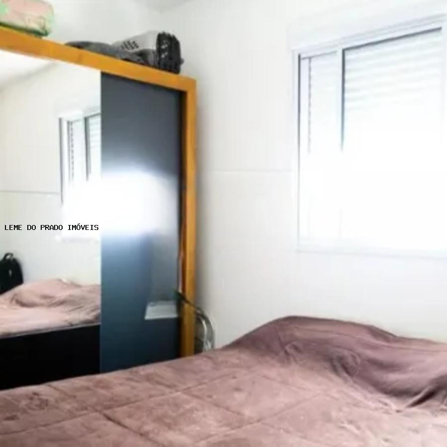 Apartamento à venda com 2 quartos, 51m² - Foto 17