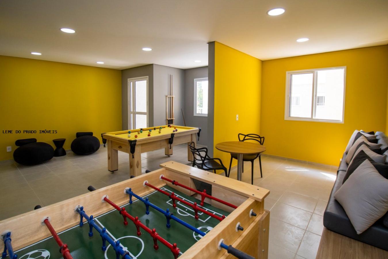 Casa à venda com 2 quartos, 35m² - Foto 4