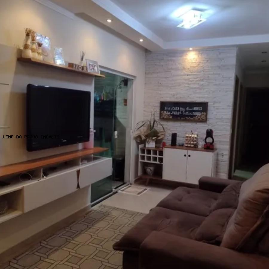 Apartamento à venda com 2 quartos, 69m² - Foto 2