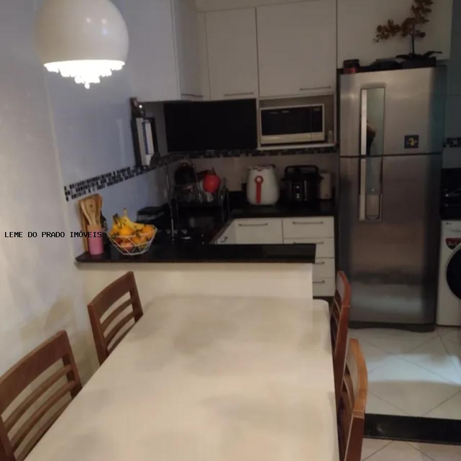 Apartamento à venda com 2 quartos, 69m² - Foto 3