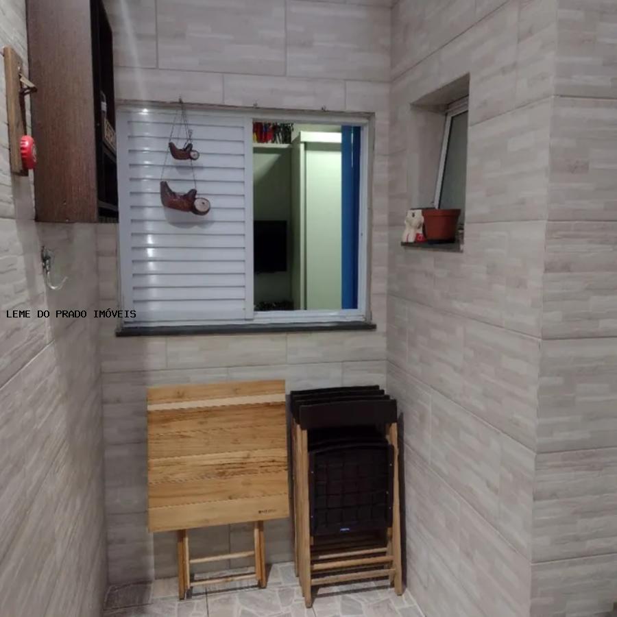 Apartamento à venda com 2 quartos, 69m² - Foto 4