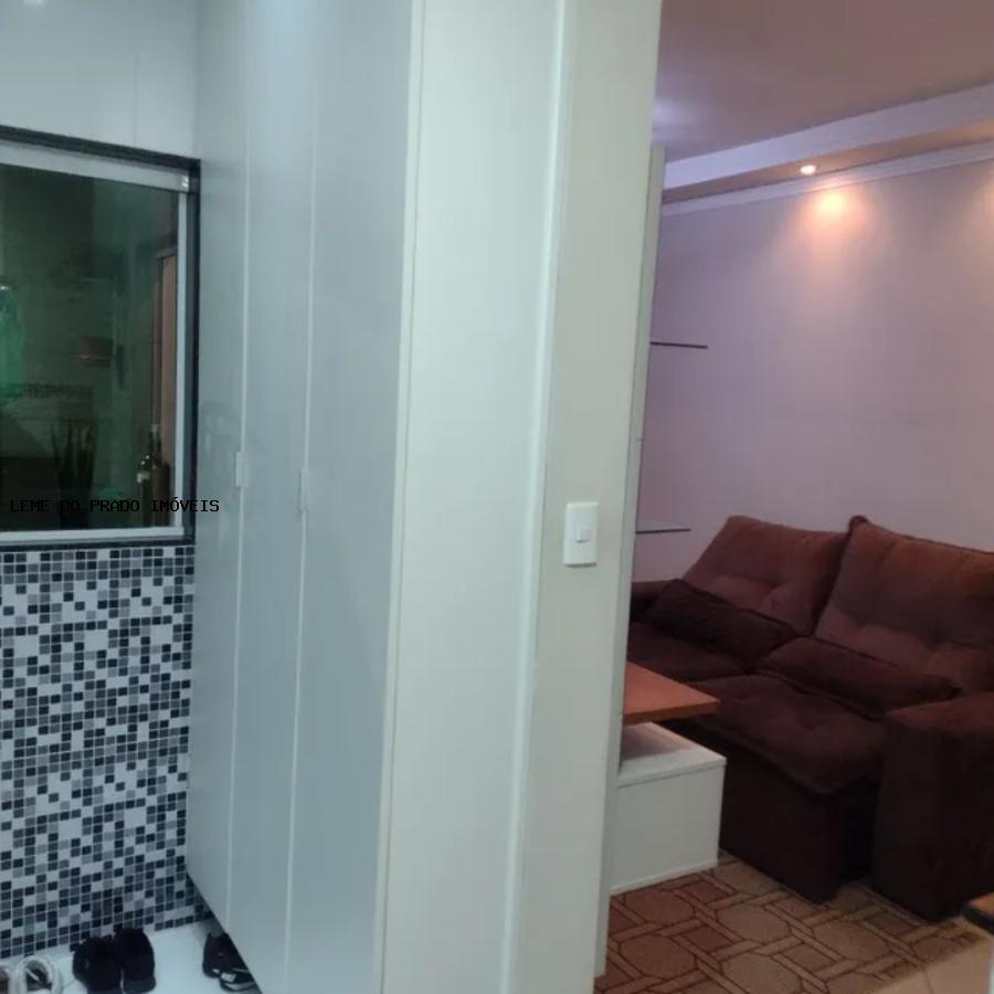 Apartamento à venda com 2 quartos, 69m² - Foto 10