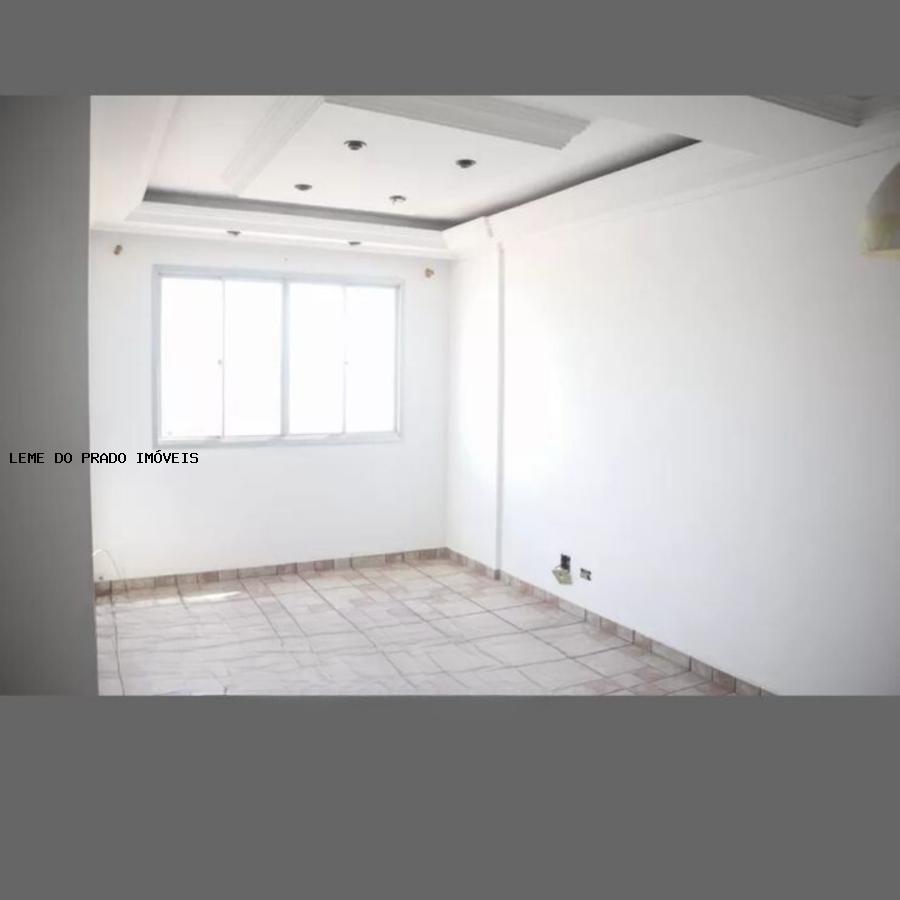 Apartamento à venda com 3 quartos, 62m² - Foto 13