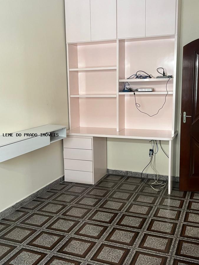 Sobrado à venda com 3 quartos, 316m² - Foto 12