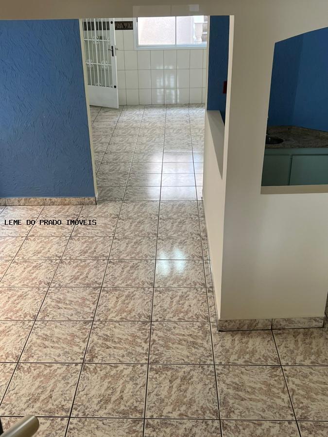 Sobrado à venda com 3 quartos, 316m² - Foto 24