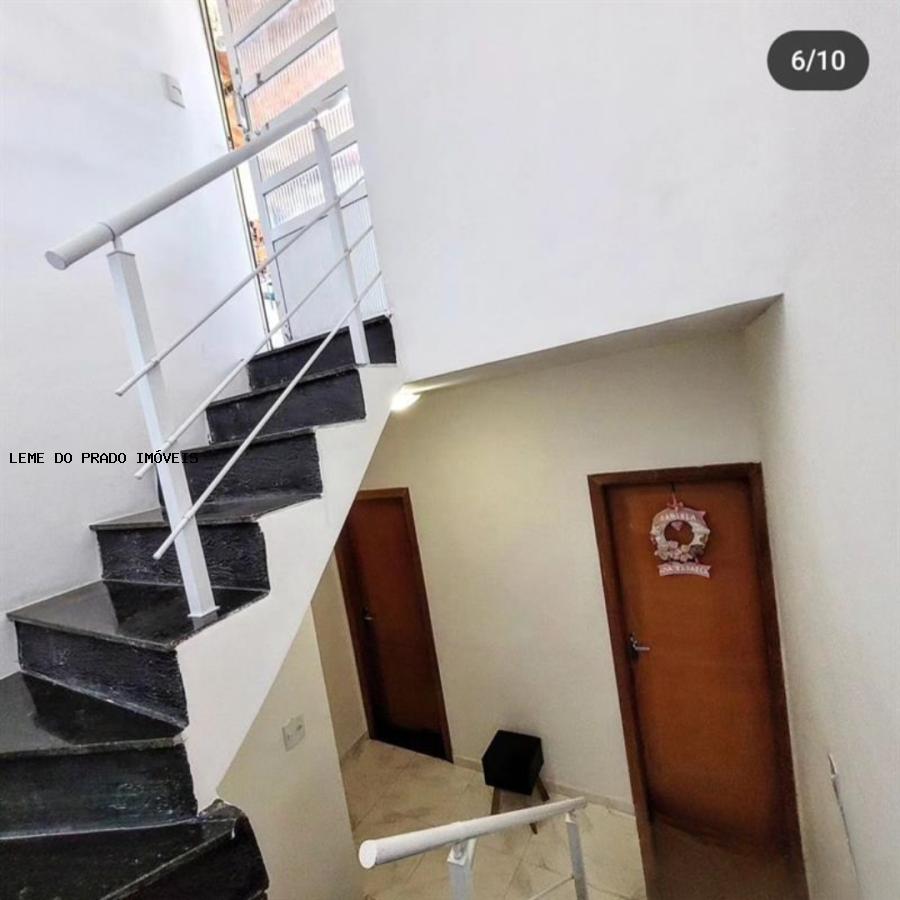 Sobrado à venda com 2 quartos, 90m² - Foto 3