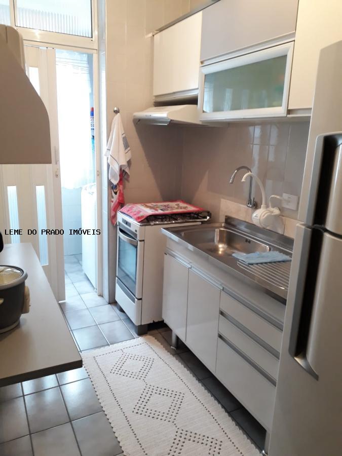 Apartamento à venda com 2 quartos, 55m² - Foto 14