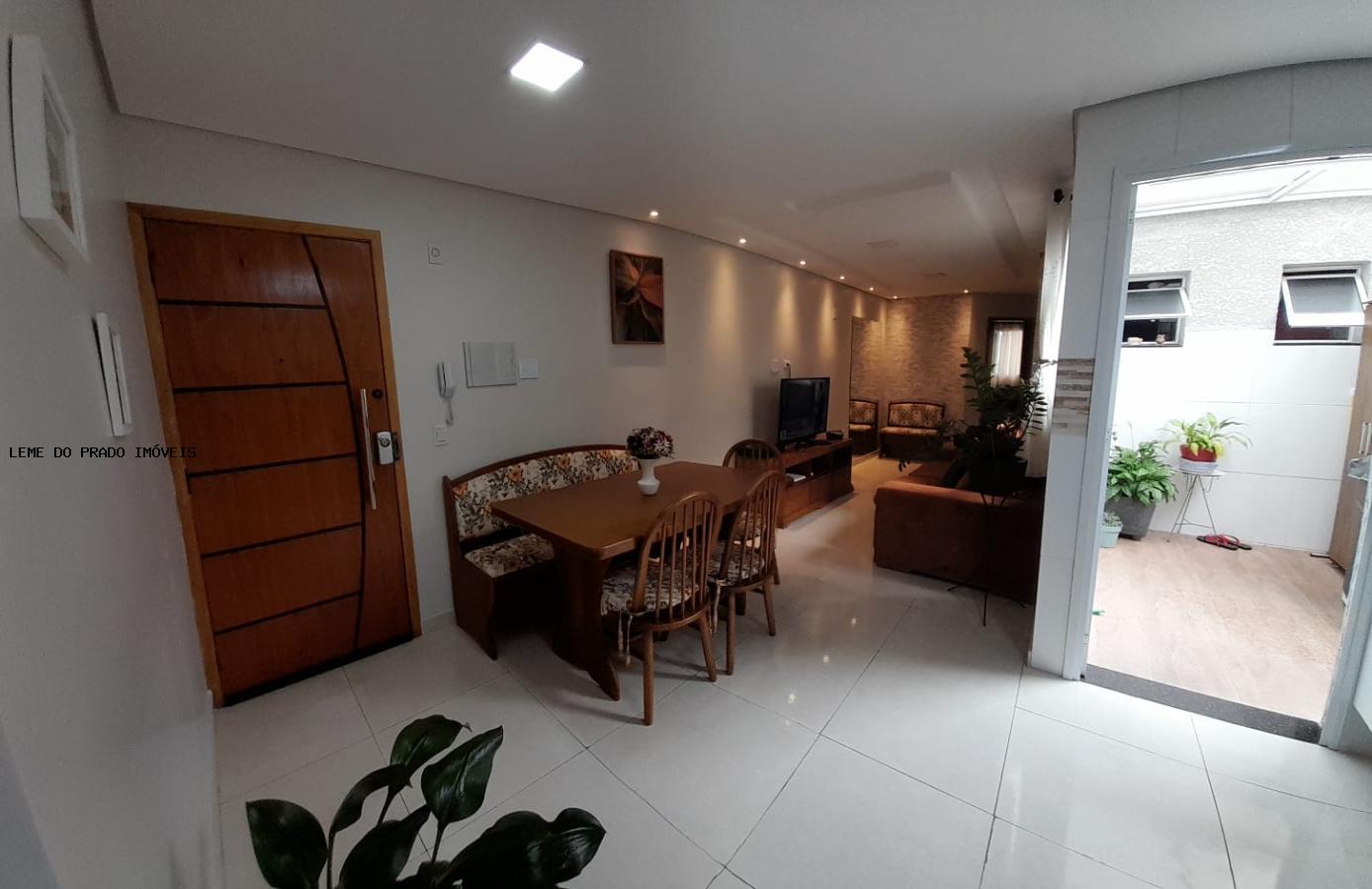 Apartamento à venda com 2 quartos, 77m² - Foto 3